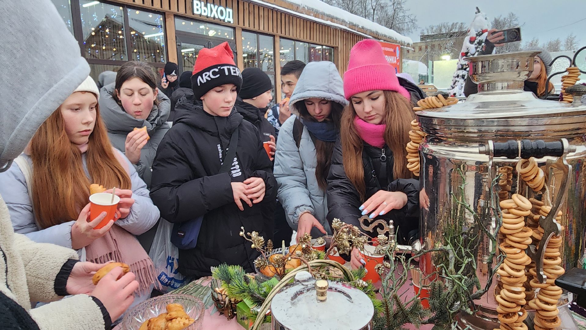 Солнечногорск, вертикалки, Каток, зима в подмосковье, Молодежь выбирает,
