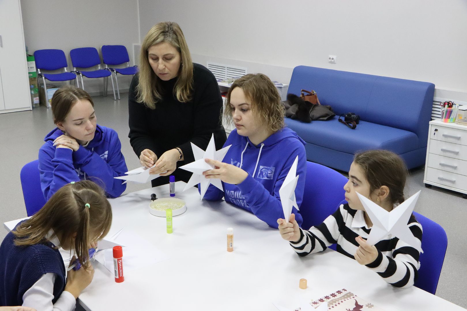 Серебряные Пруды, Молодая гвардия Серебряные Пруды, вертикалки, Новый год,