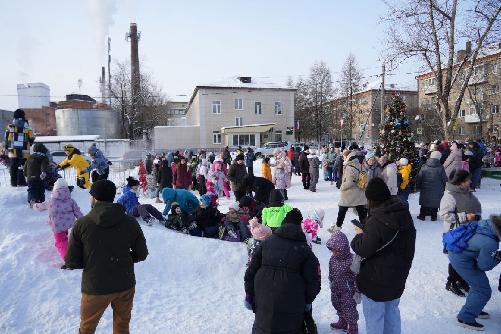 Новый год, Зажжение огней на елке, Зима в Подмосковье, Сергиев Посад, Сергиево-Посадский городской округ, Праздник, вертикалки,