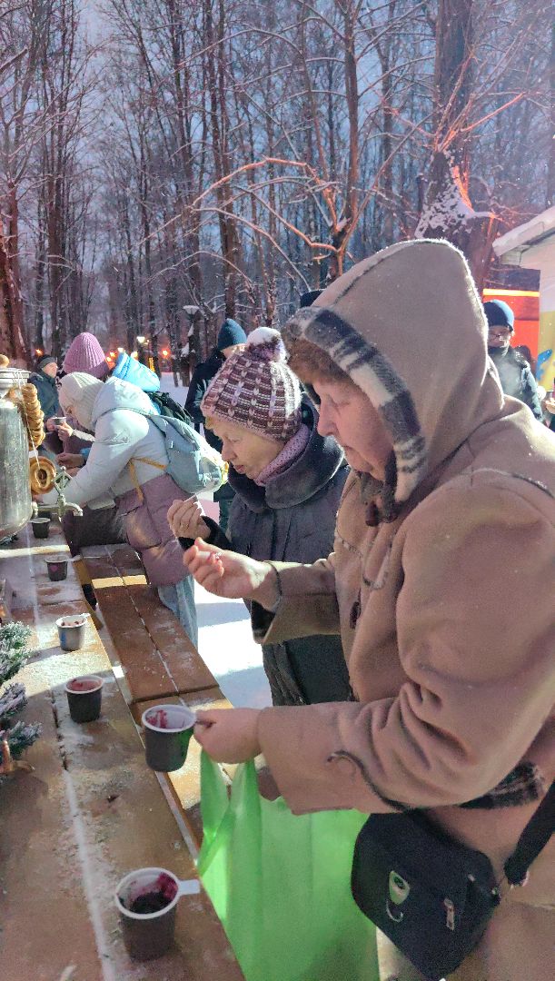 парк, баранки, чай, конкурсы, гармонь, вертикалки