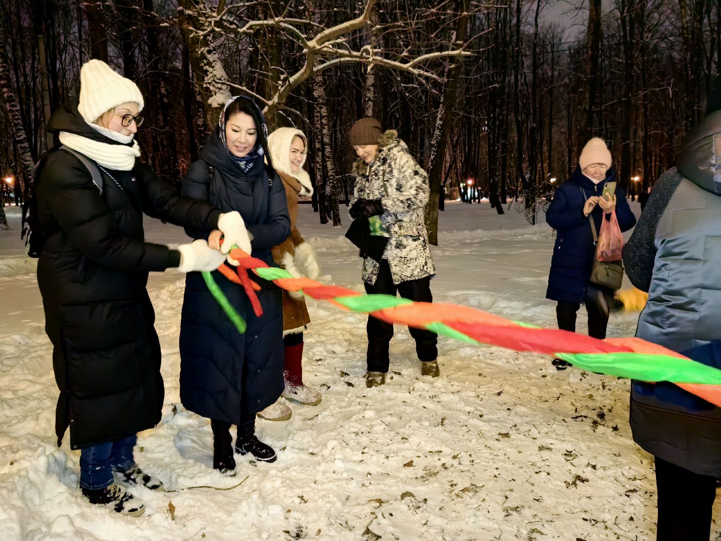 парк, баранки, чай, конкурсы, гармонь, вертикалки