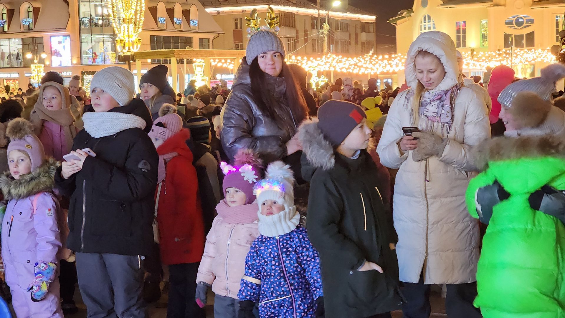 Новый год, интерактивное шоу, Фонтанная площадь, ногинск, Богородский городской округ, вертикалки