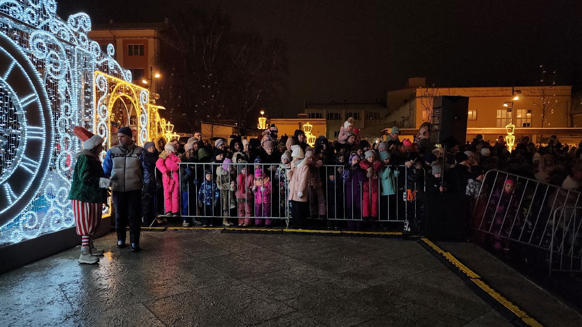 Новый год, интерактивное шоу, Фонтанная площадь, ногинск, Богородский городской округ, вертикалки