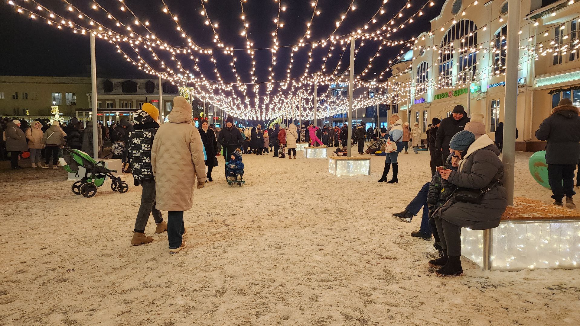 украшение города, новогодняя иллюминация, Фонтанная площадь, Ногинск, Богородский городской округ, вертикалки