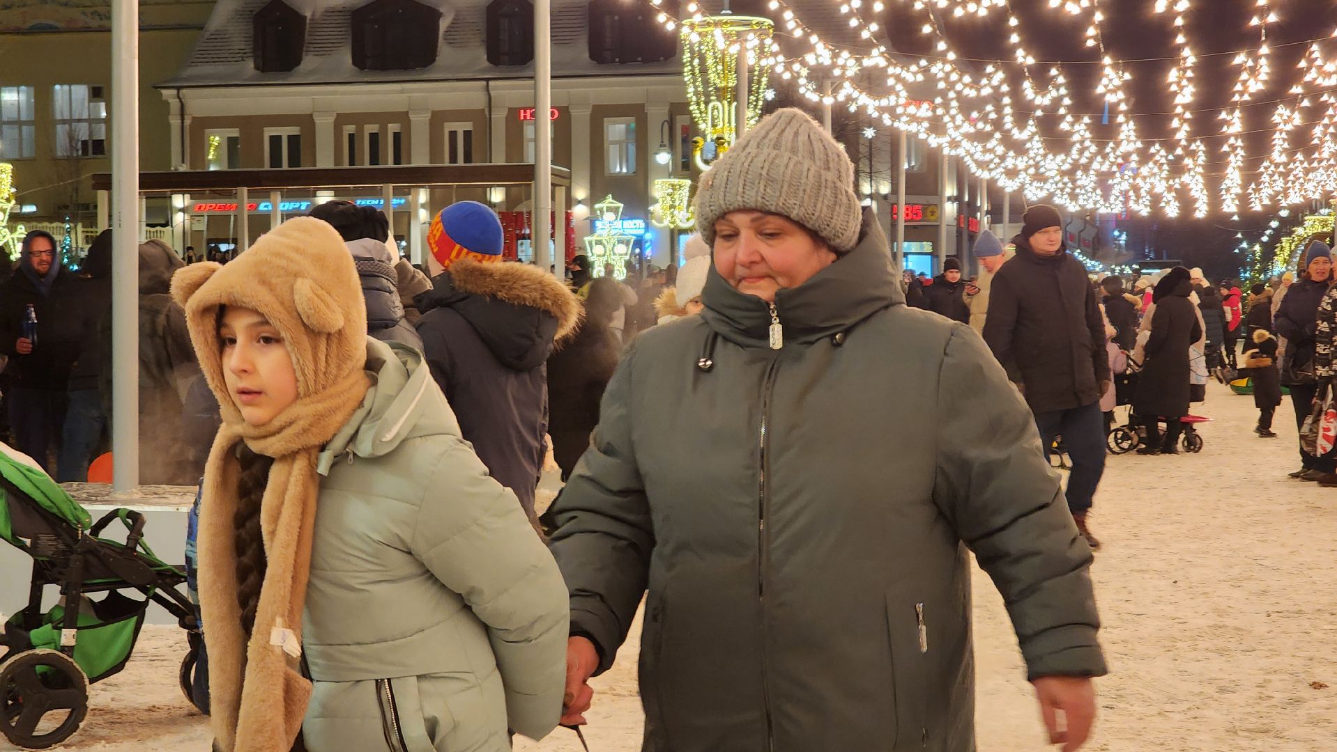 украшение города, новогодняя иллюминация, Фонтанная площадь, Ногинск, Богородский городской округ, вертикалки