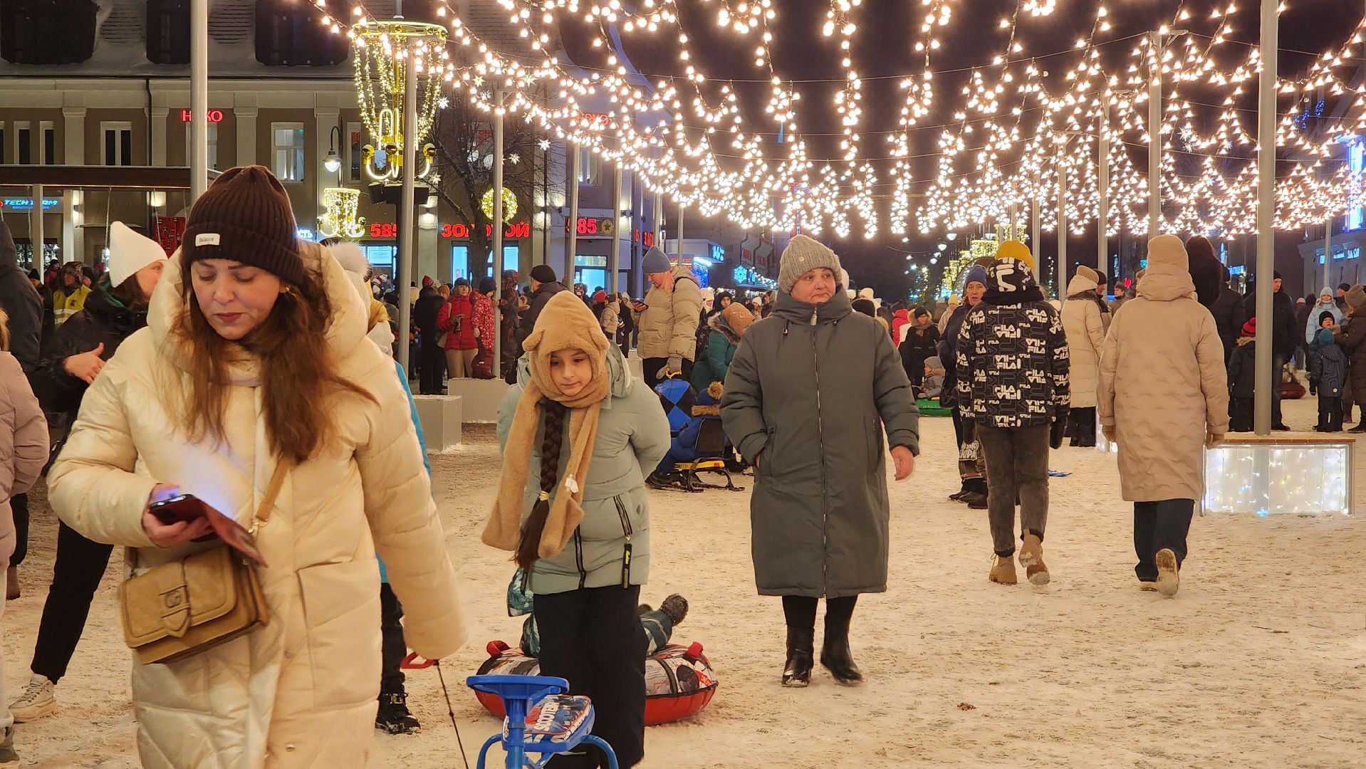 украшение города, новогодняя иллюминация, Фонтанная площадь, Ногинск, Богородский городской округ, вертикалки