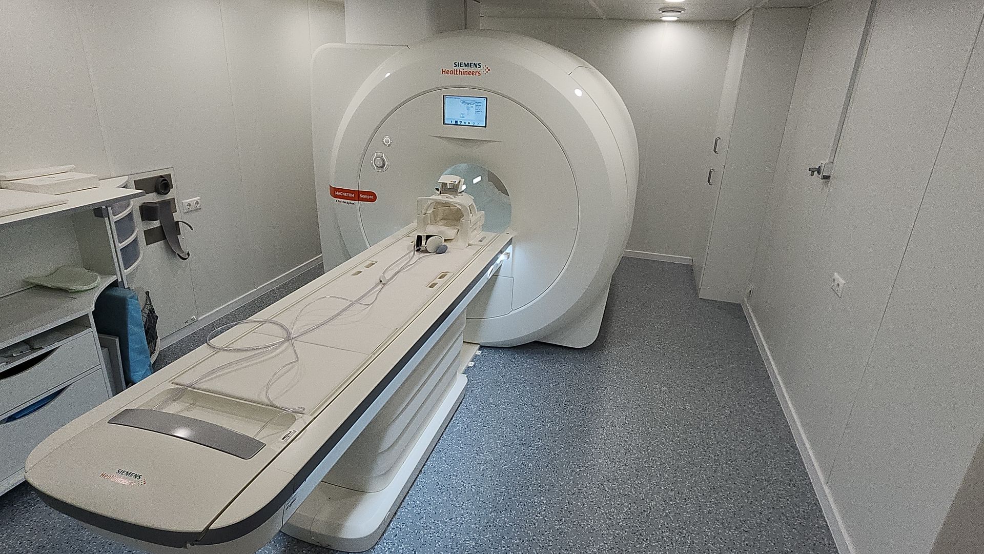 вертикаль, вертикальное видео, вертикалка, электросталь, медицина, медицина подмосковья, новое оборудование, мрт, цмсч-21, жители города, медицинское оборудование,