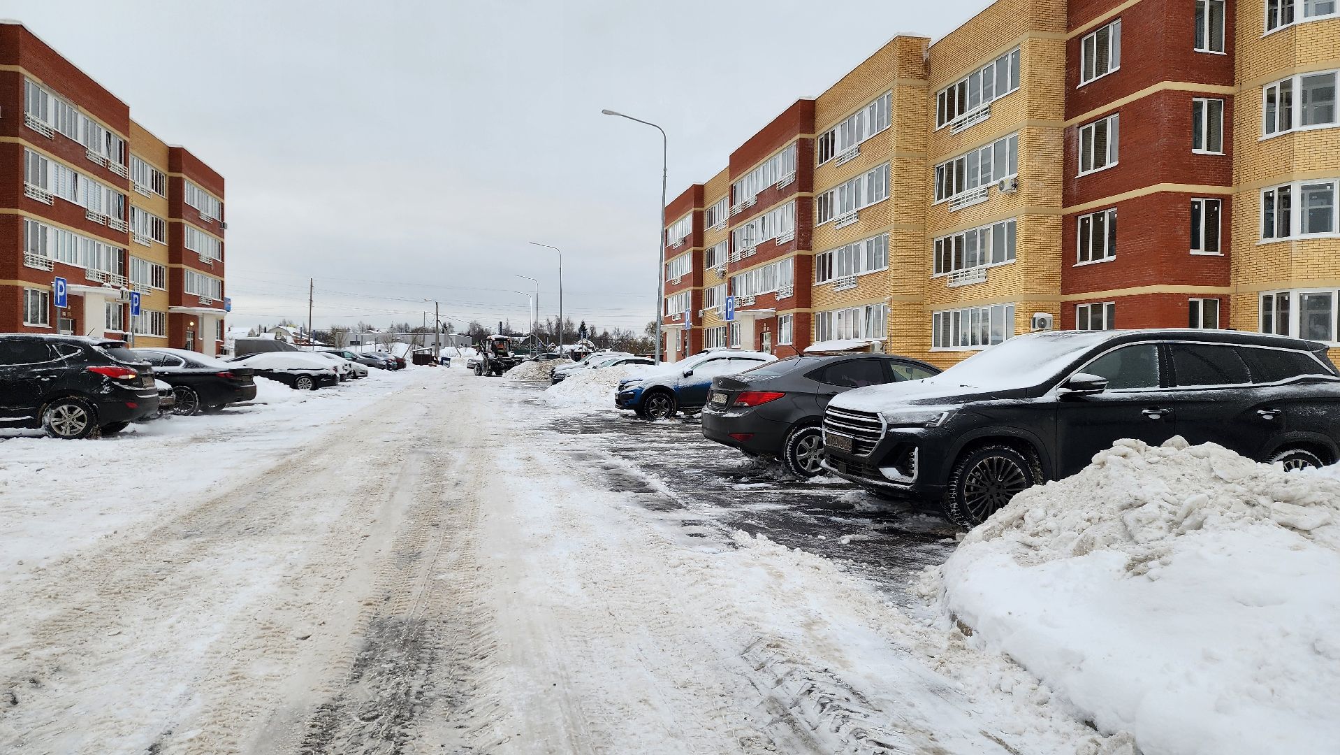 уборка снега и наледи, дворовая территория, истра, вертикалки,