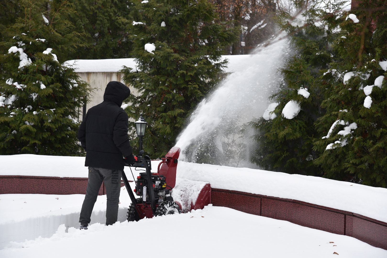 лотошино, сквер победы, добродел, уборка снега, благоустройство, вертикалки,