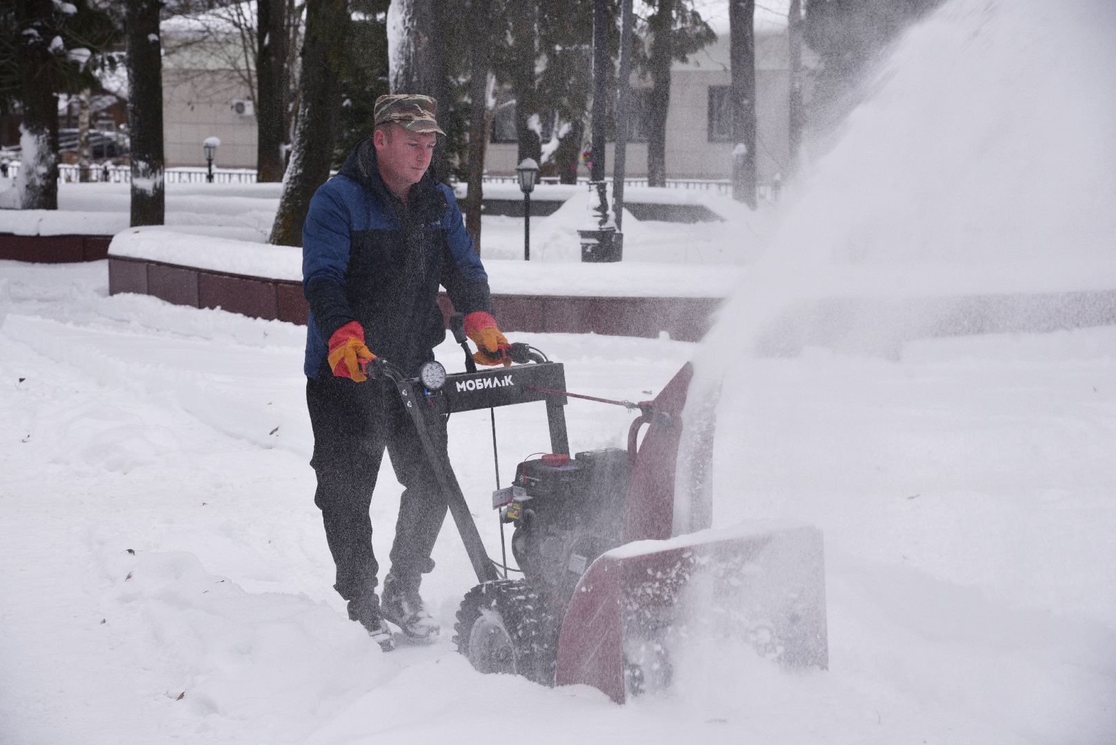 лотошино, сквер победы, добродел, уборка снега, благоустройство, вертикалки,