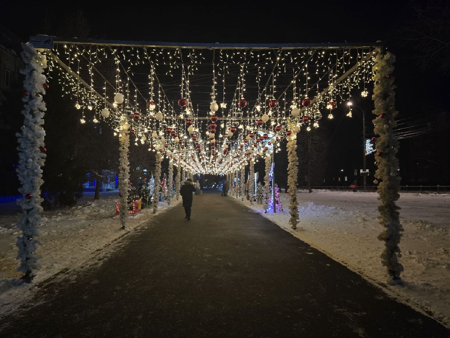 можайск, можайский городской округ, подмосковье, новый год, украшение города, новогодние огни, новогодние елки, праздник, зима, благоустройство, вертикалки,