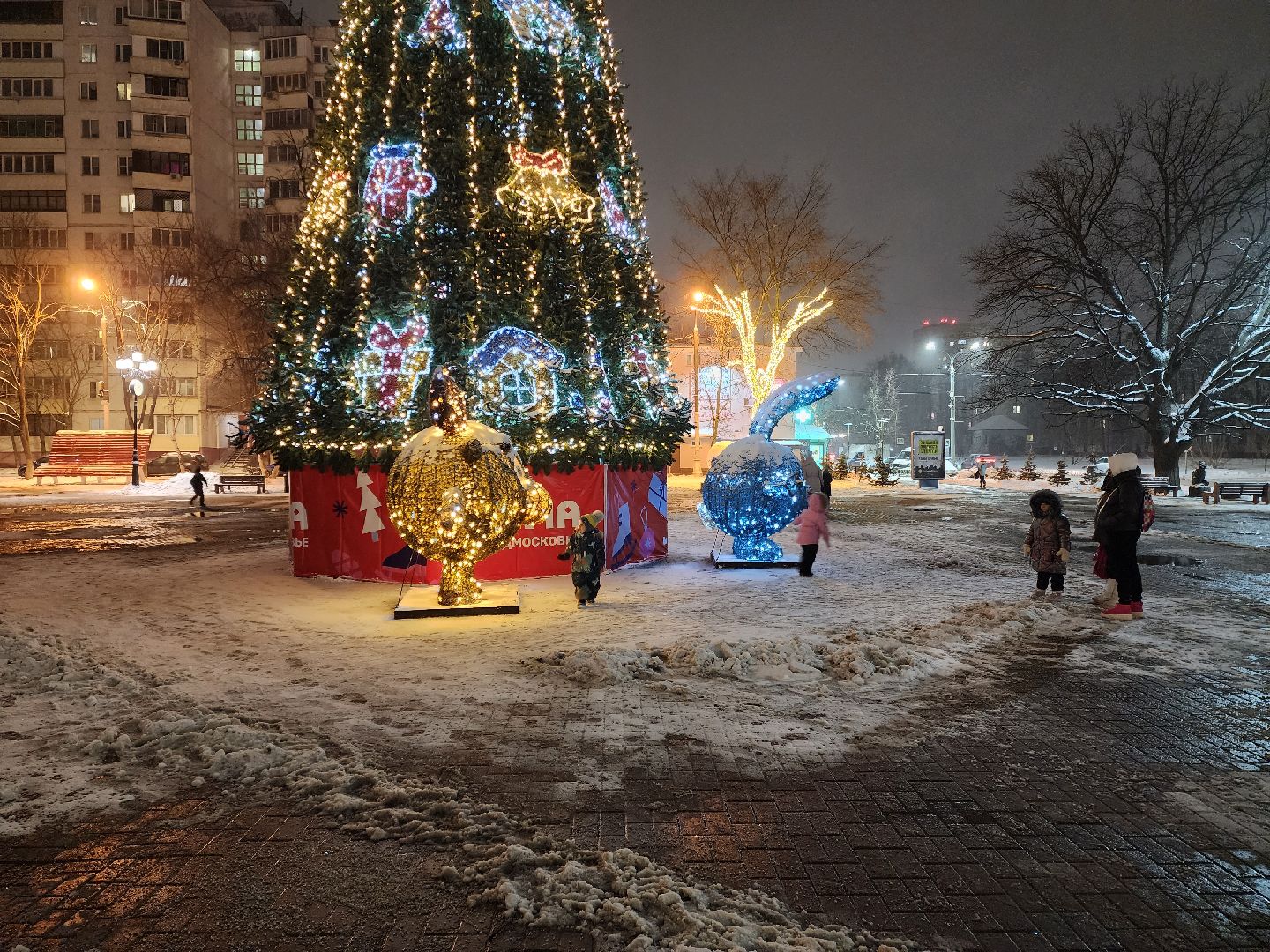 раменское, благоустройство, площадь молодежи, новогоднее украшение,