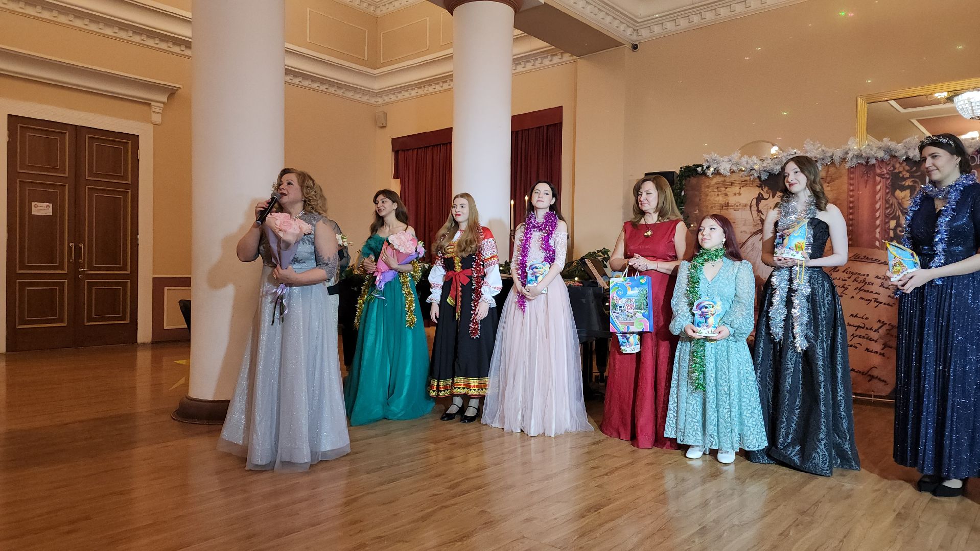 вертикалки, пушкино, музыка, песни, песни под гитару, артисты, студенты колледжа, новогодний концерт,