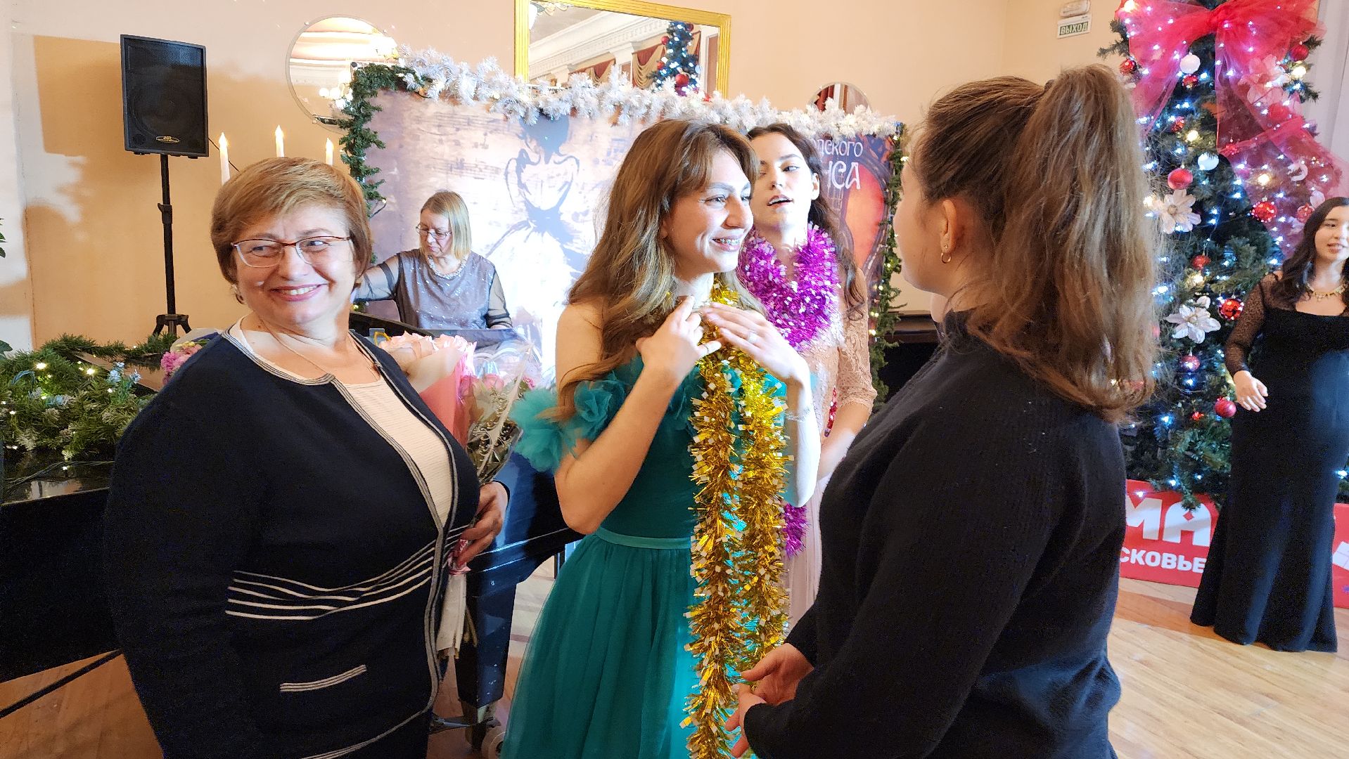 вертикалки, пушкино, музыка, песни, песни под гитару, артисты, студенты колледжа, новогодний концерт,