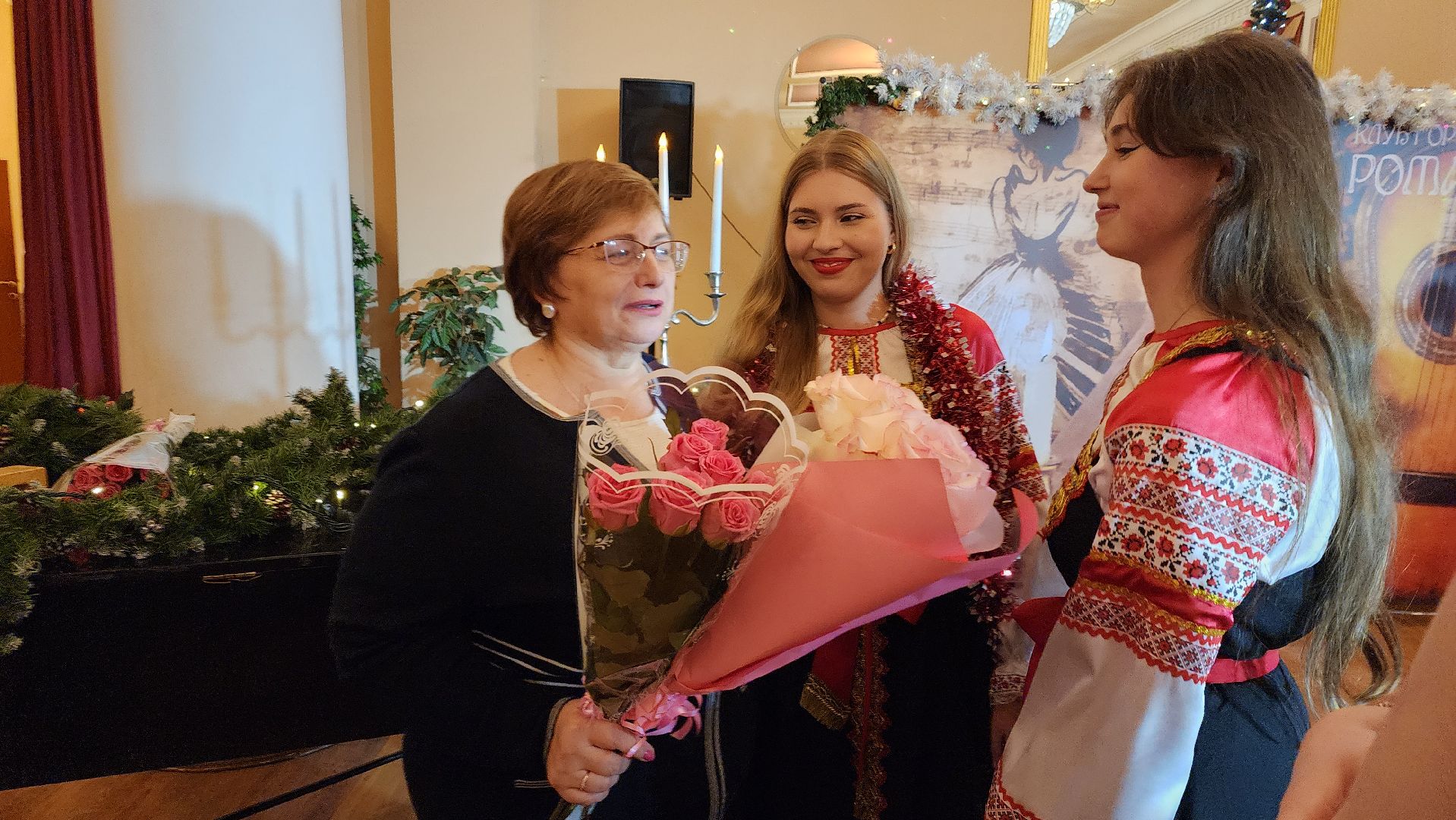 вертикалки, пушкино, музыка, песни, песни под гитару, артисты, студенты колледжа, новогодний концерт,