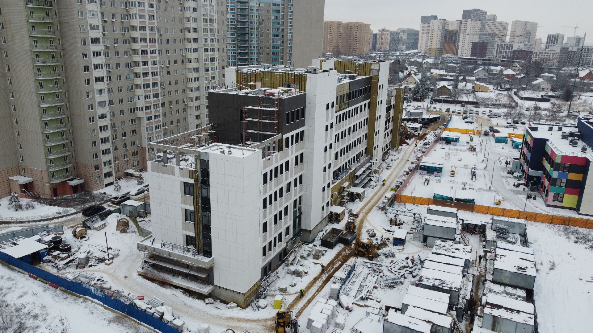 видео с коптера, строительство, поликлиника, ленинский городской округ,