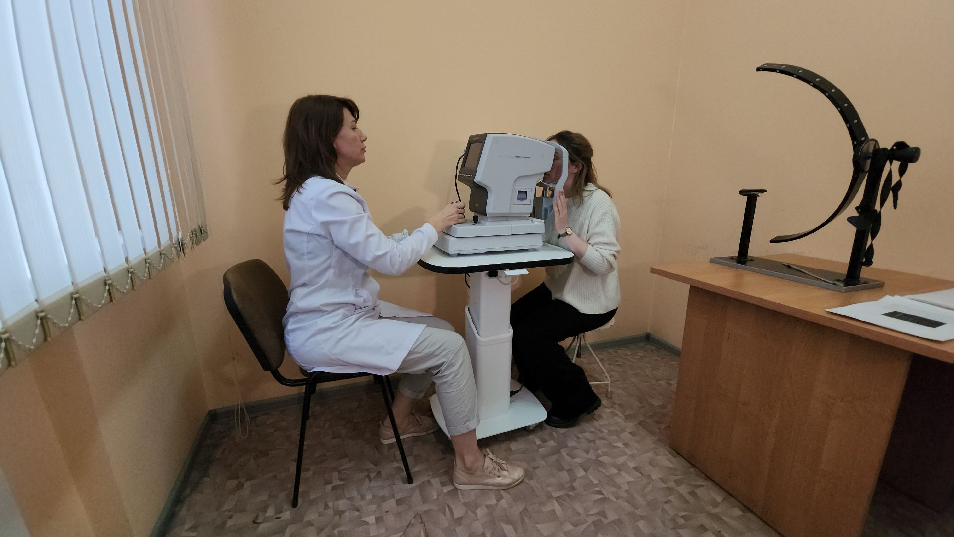 серпухов, медицина, офтальмологическое обследование, авторефрактометр, улица физкультурная, поликлиника, вертикалки,