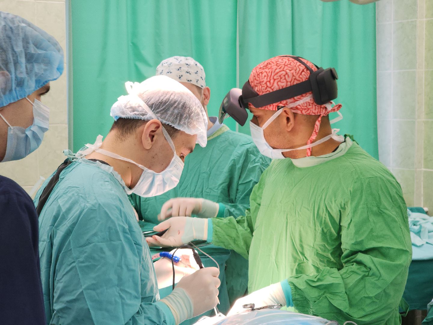 подольск, покб, нейрохирургия, врачи московской области,