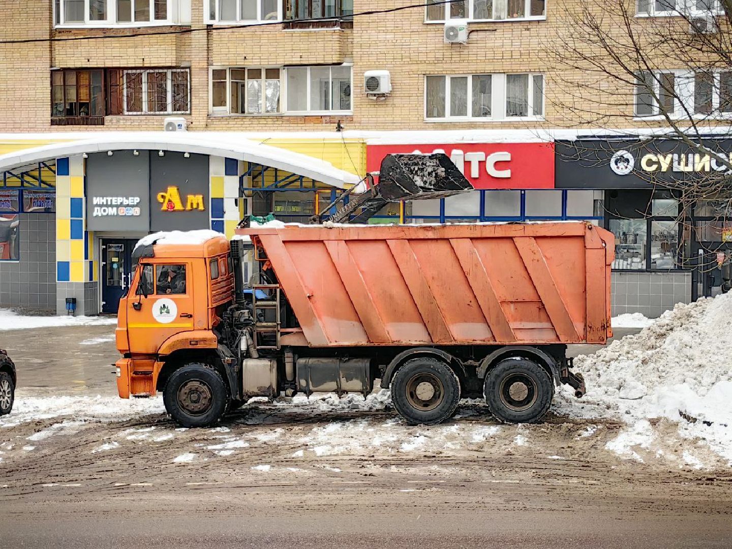 уборка улиц, снег, техника, мини-погрузчик, дворник, вертикалки