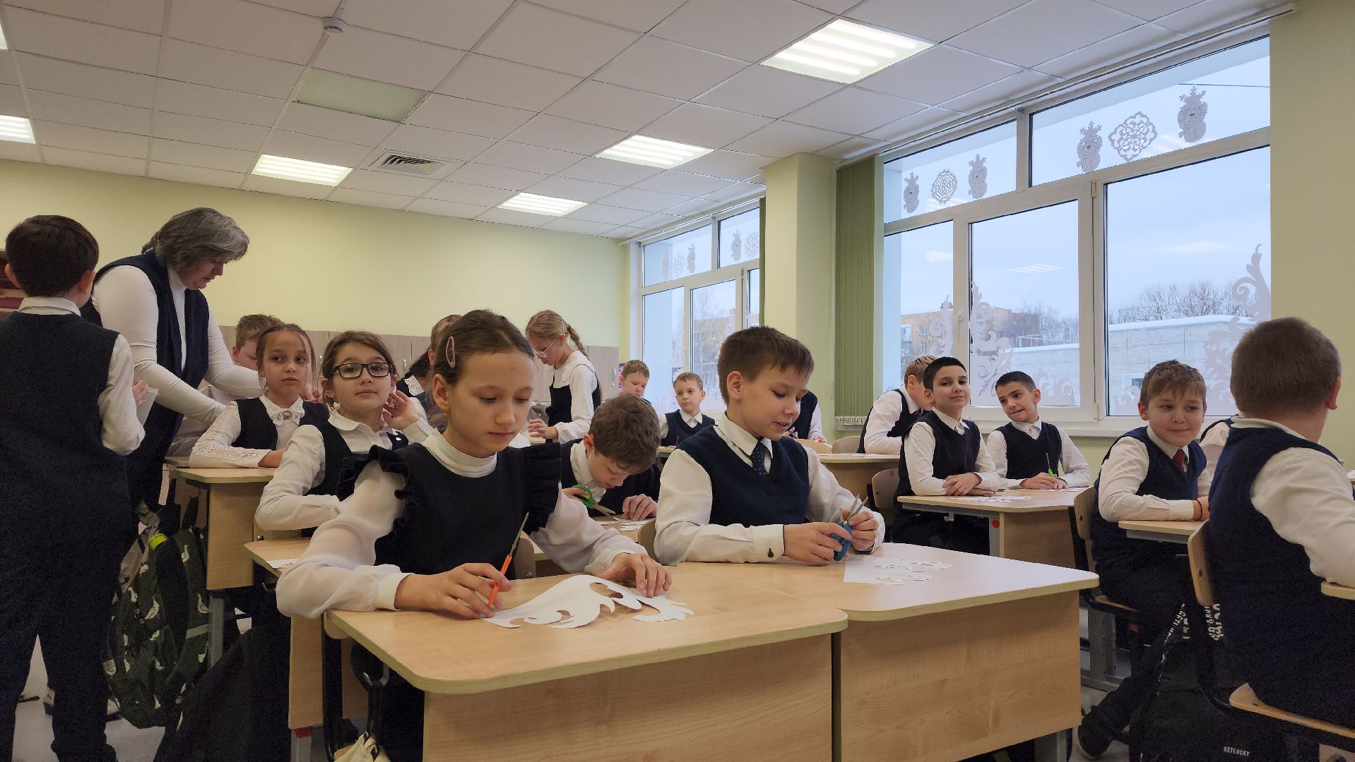 новогоднее оформление, украшения к новому году, Лобня, вертикалки,