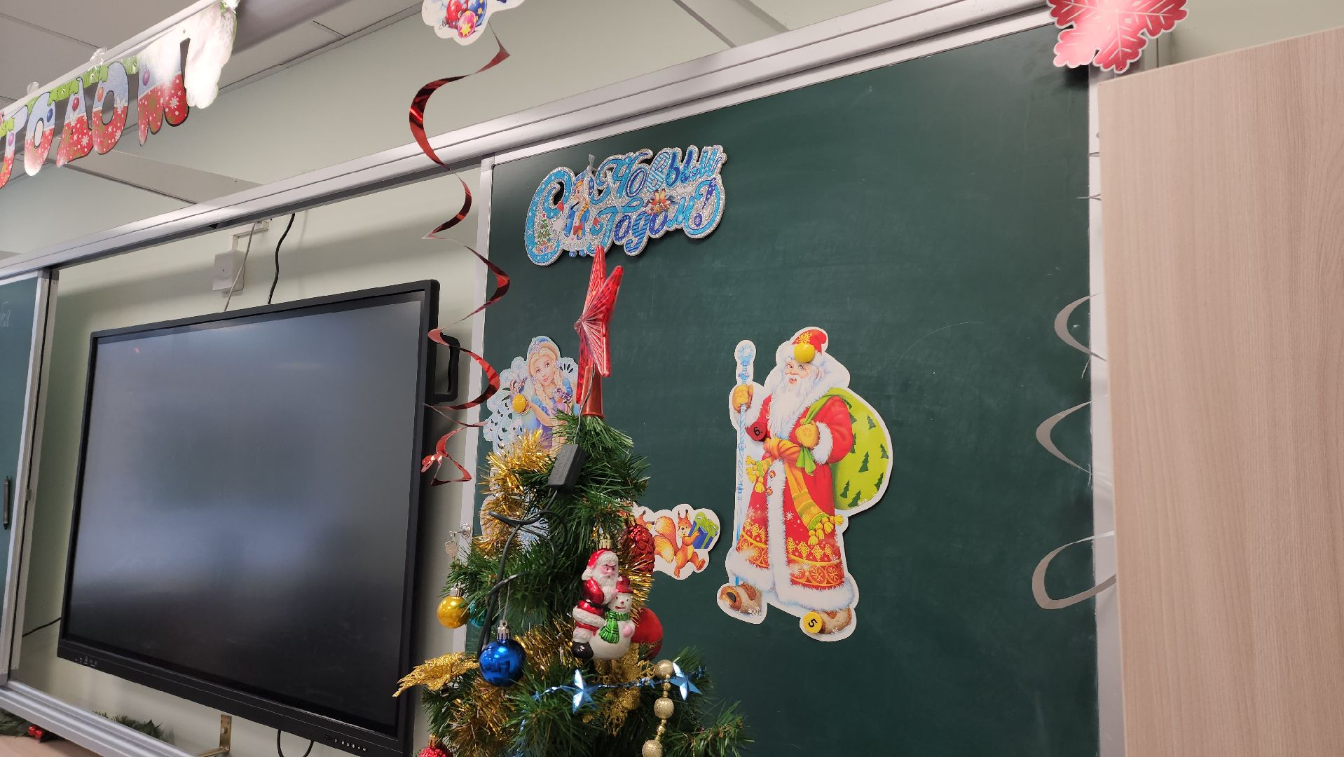 новогоднее оформление, украшения к новому году, Лобня, вертикалки,