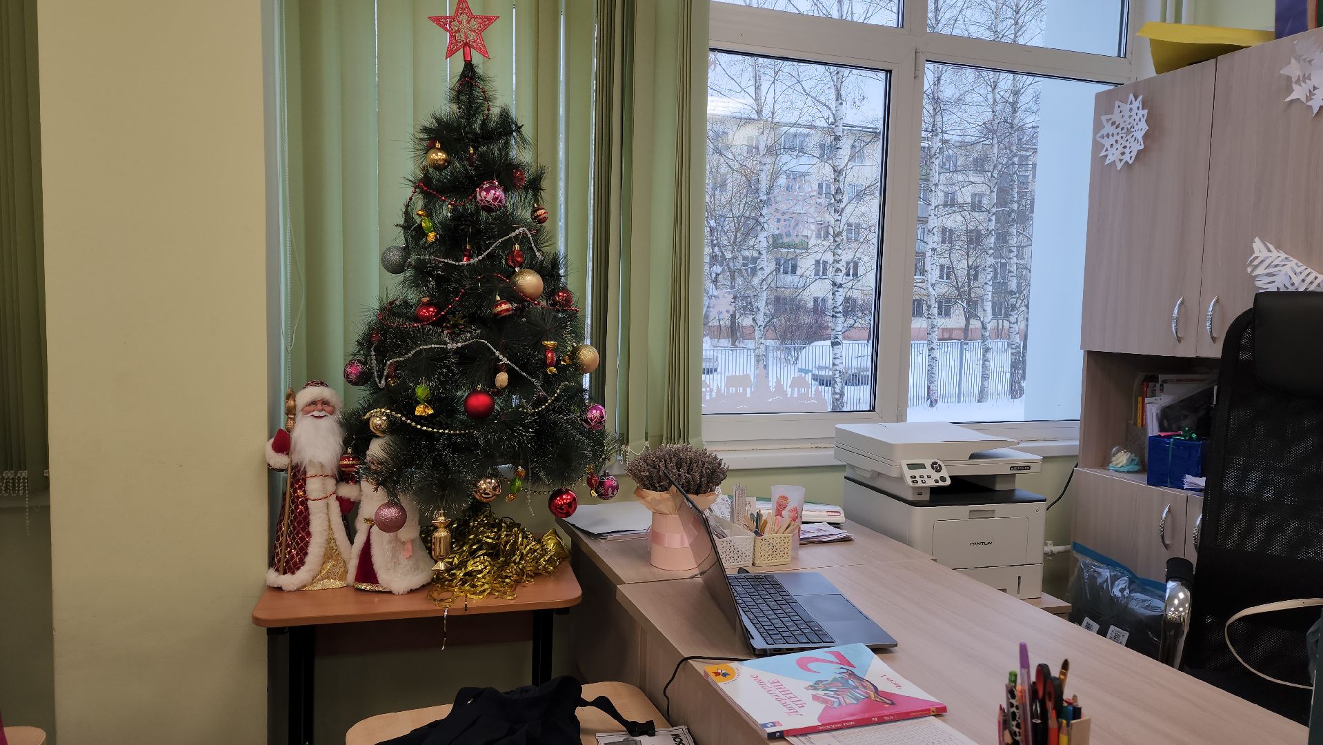 новогоднее оформление, украшения к новому году, Лобня, вертикалки,