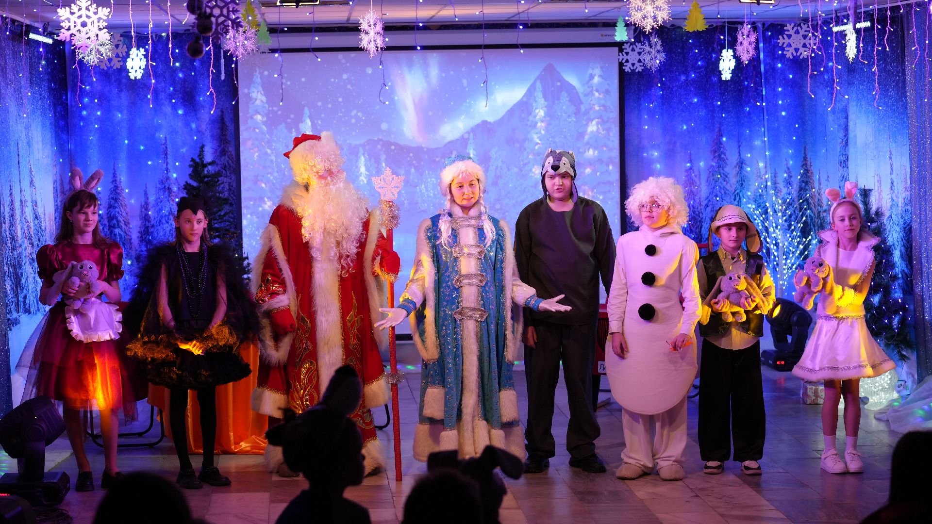 вертикалка, спектакль, благотворительный фонд,