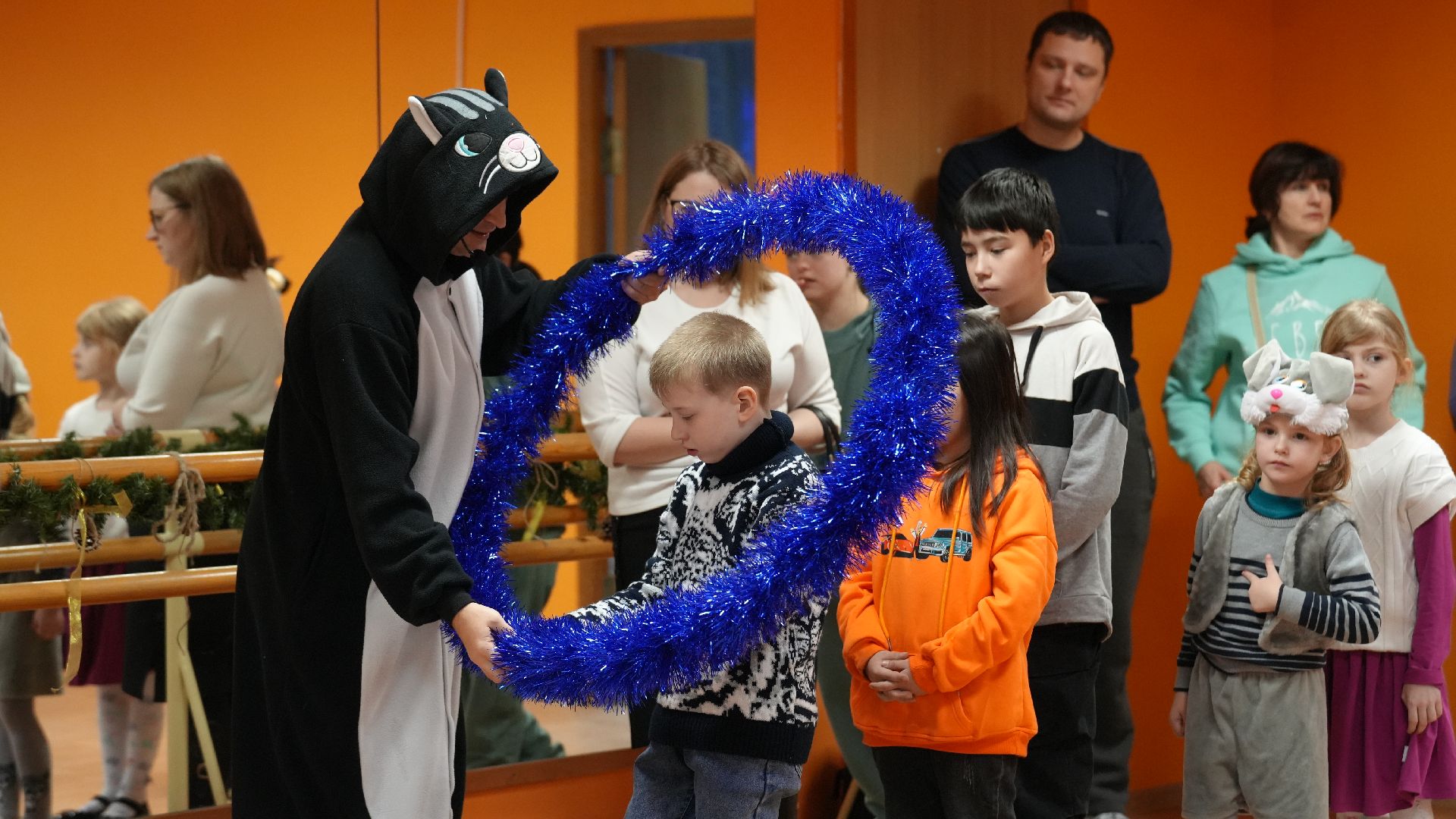 вертикалка, спектакль, благотворительный фонд,