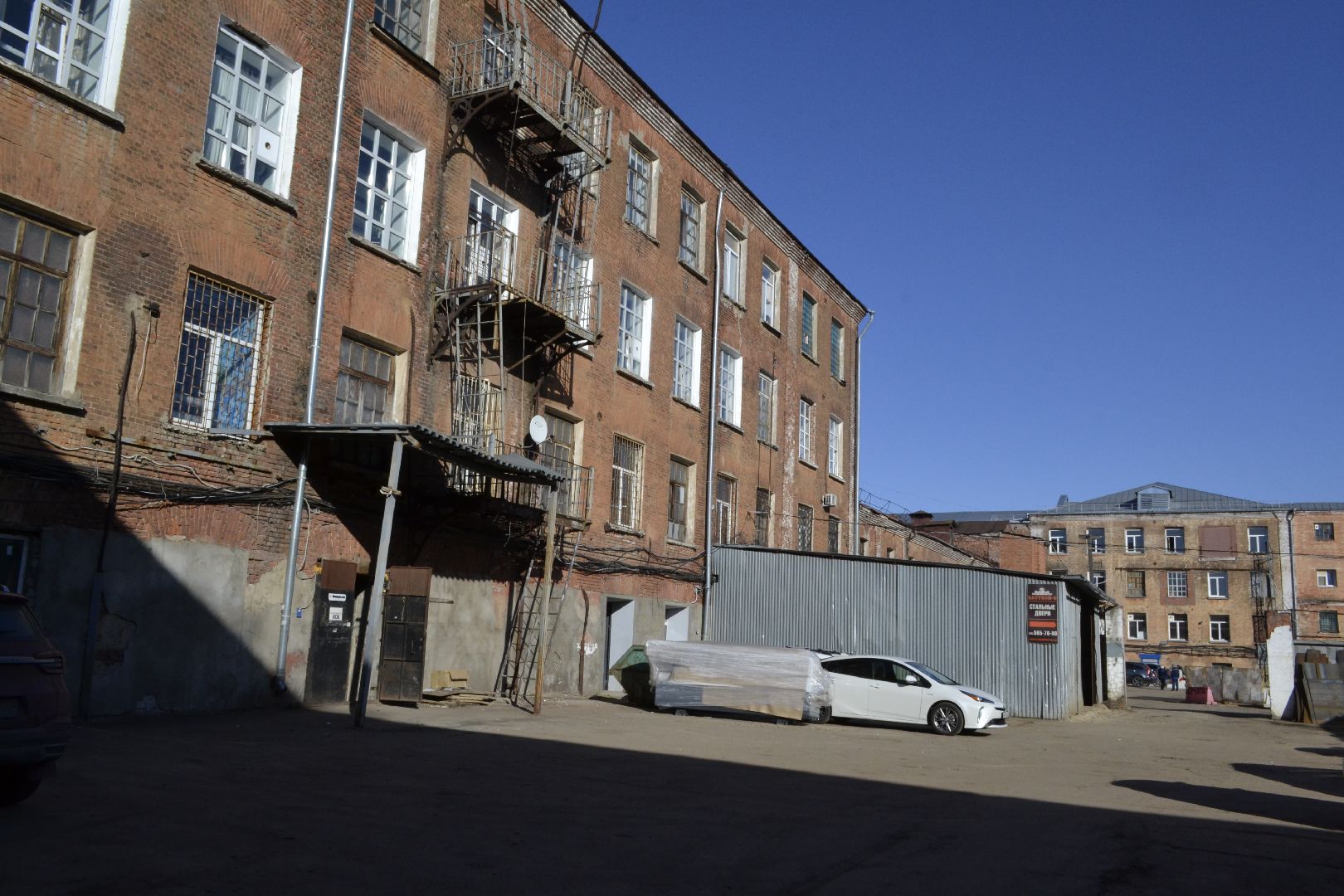 Балашиха, Подмосковье, культура, кино, телесериалы, Фабрика 1830, привидения, сериалы, «Художник», «Золотая кровь», «Мир! Дружба! Жвачка!», «Чужая жизнь», «Любовная магия»