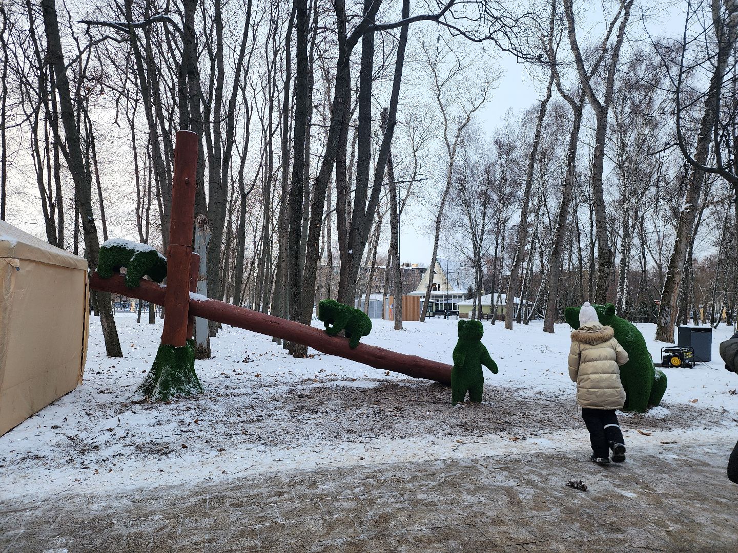коломна, парк мира, новогоднее украшение, вертикалки,