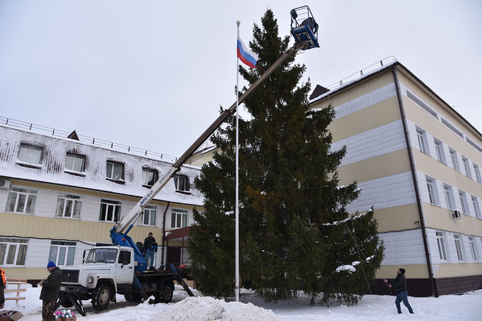 лотошино, лотошинская больница, новый год, ёлка, праздник, вертикалки,