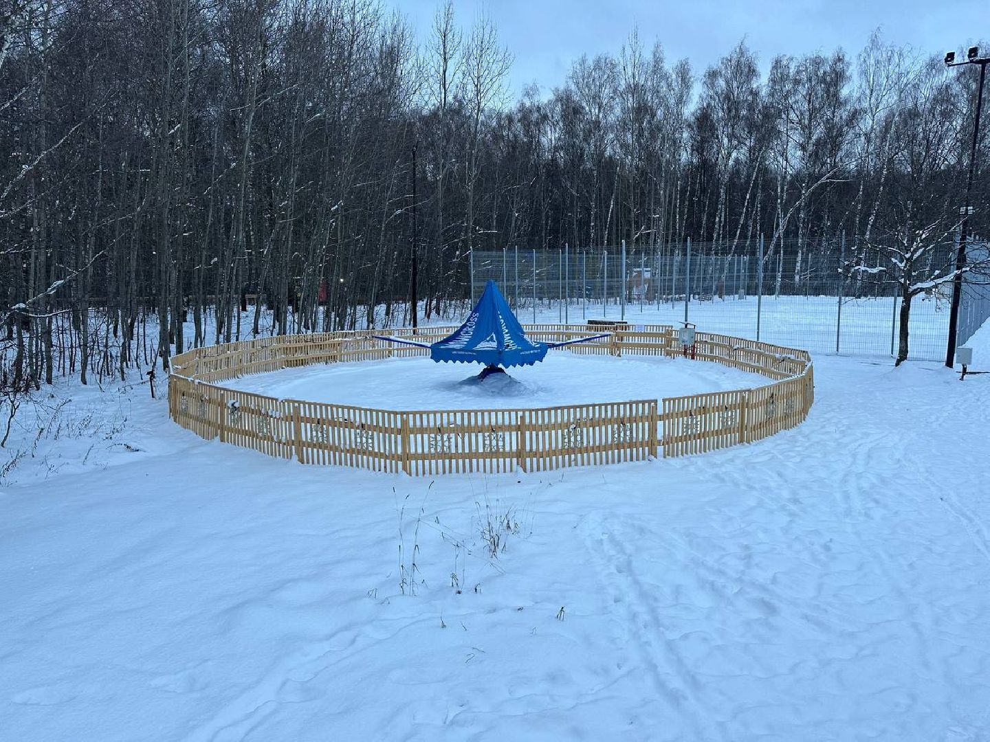 парки, тюбинговая горка, зима в подмосковье,