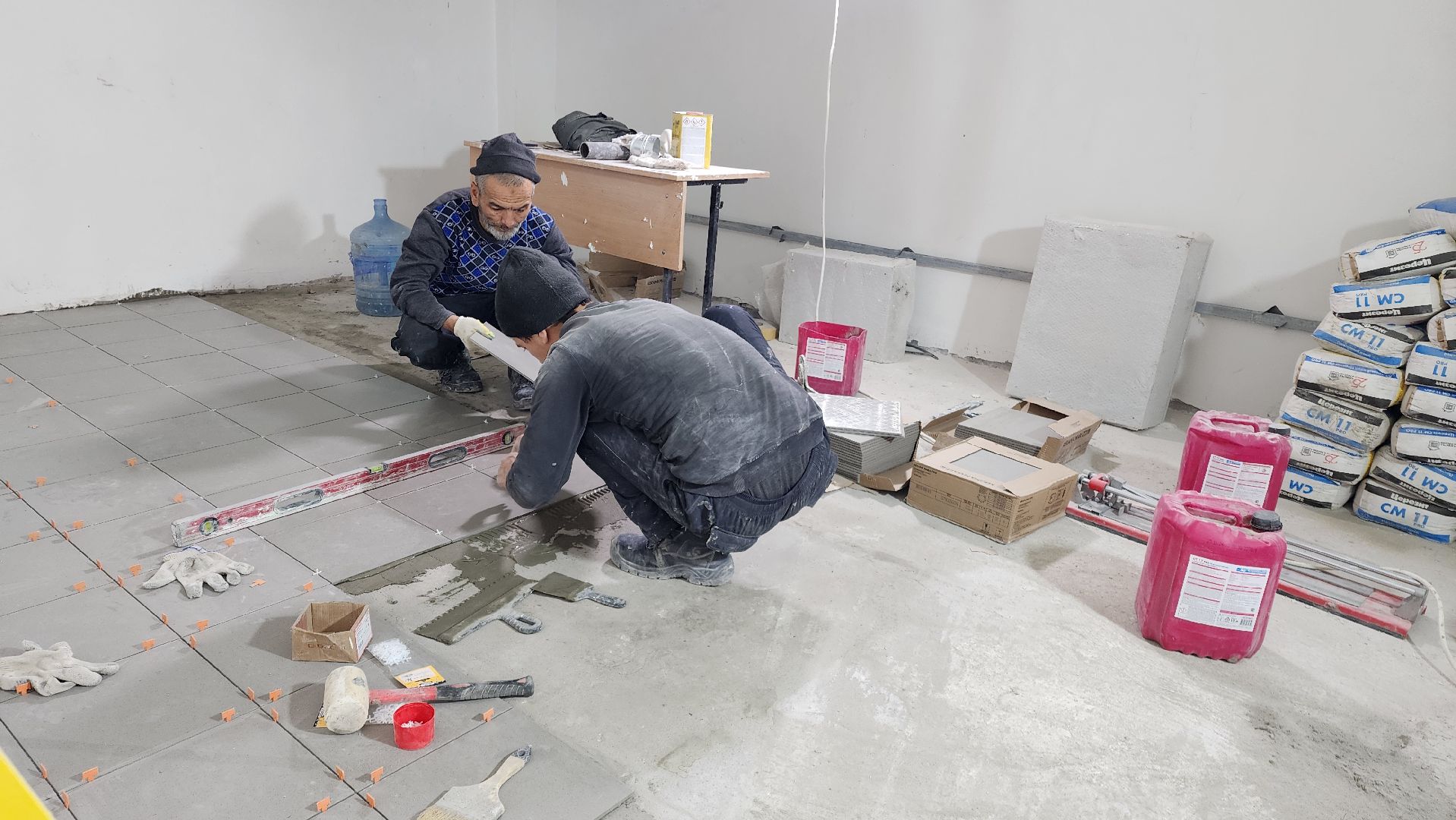 капремонт, ремонт мастерских в адк, Ремонт в автомобильно-дорожном колледже, Вертикалка, Вертикальное видео, Бронницы,