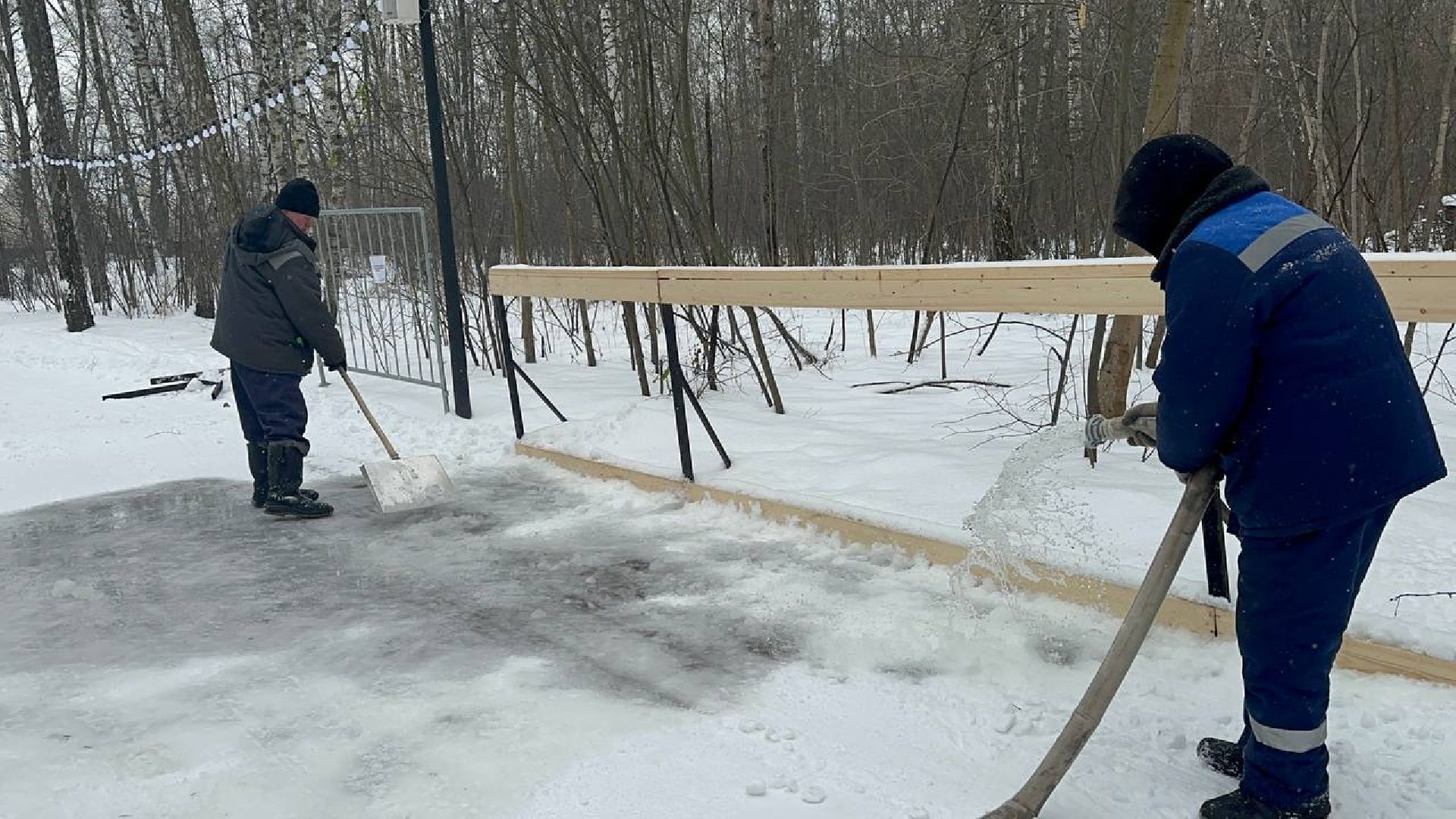 каток в парке, парки домодедово,