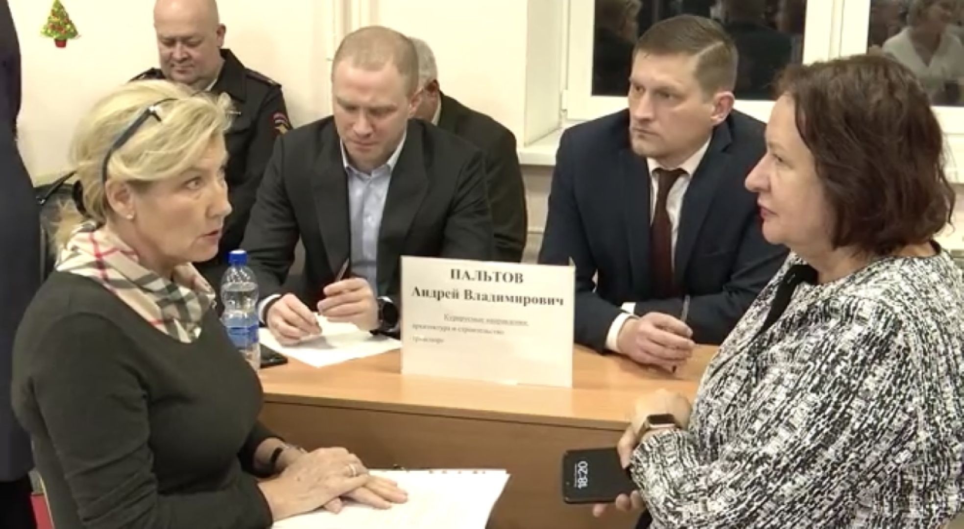 Выездная администрация, Поселок Володарского, Вопросы жителей,руководители профильных управлений администрации,Заместители главы,Жители поселка Володарского,