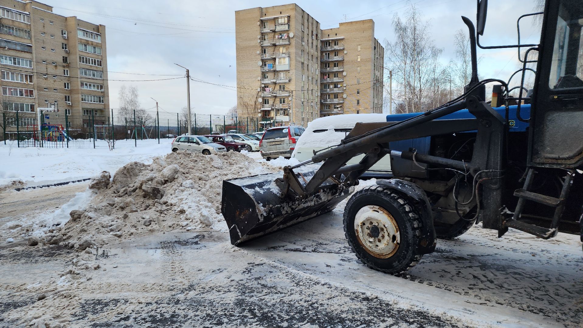 уборка снега и наледи, дворы, истра, вывоз снега, вертикалки,
