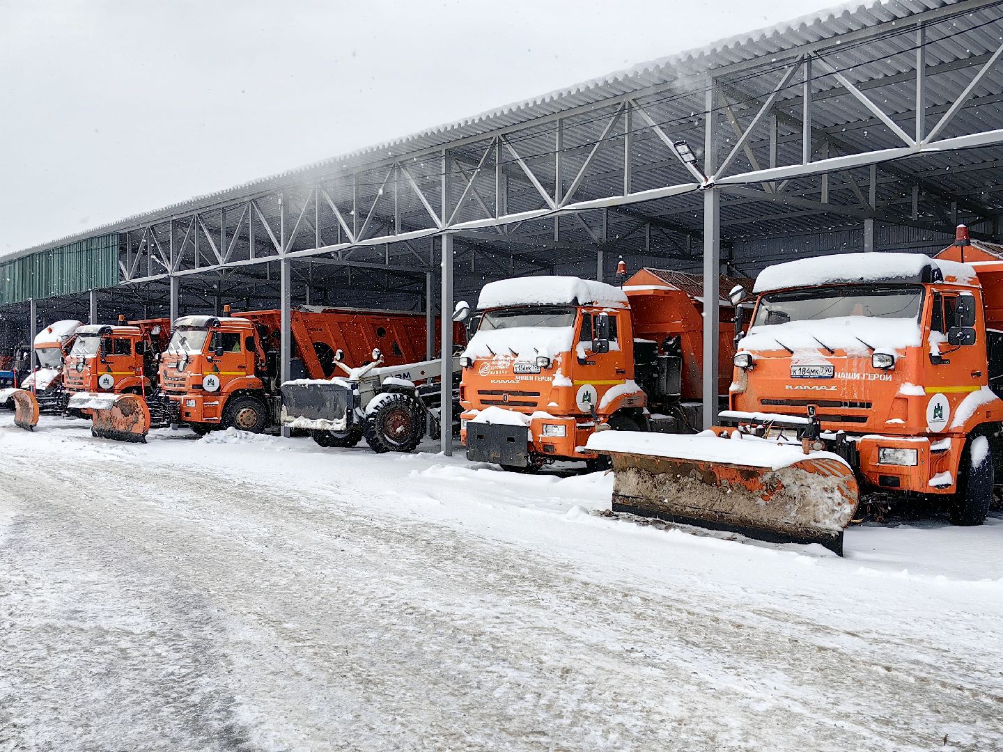 самосвал, техника, автопарк, снег, погрузчики, вертикалки