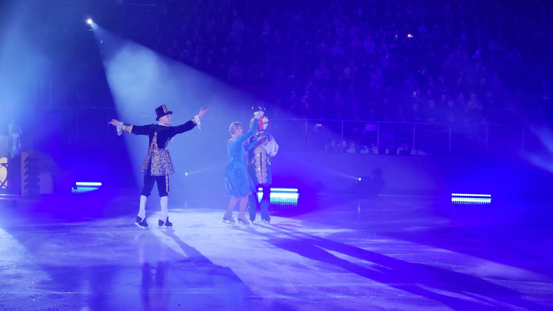 лед, фигурное катание, ледовое шоу, ледовое шоу авербуха, ледовое шоу ильи авербуха, щелкунчик, щелкунчик и мышиный король, арена балашиха, вертикалки,