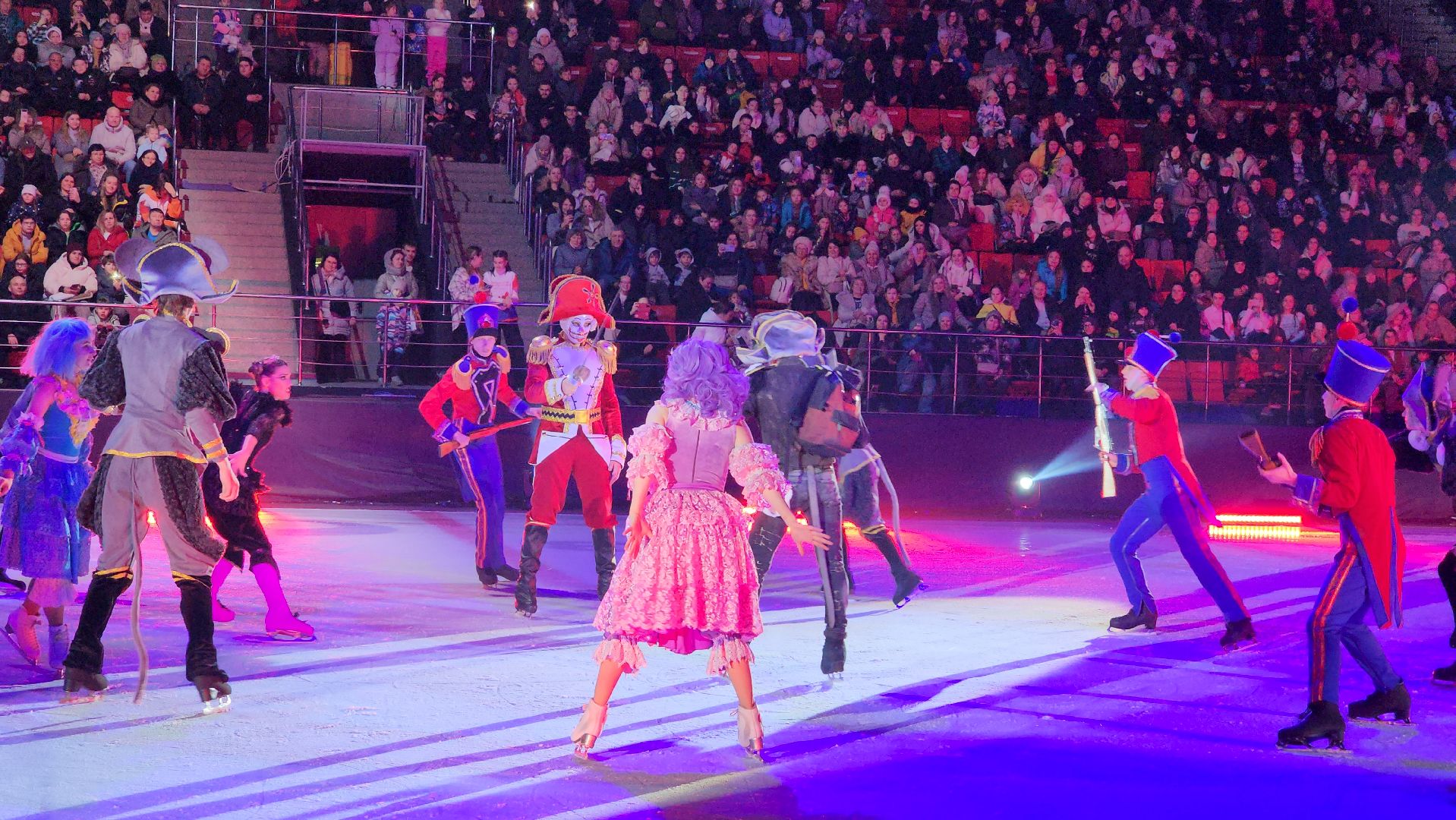 лед, фигурное катание, ледовое шоу, ледовое шоу авербуха, ледовое шоу ильи авербуха, щелкунчик, щелкунчик и мышиный король, арена балашиха, вертикалки,
