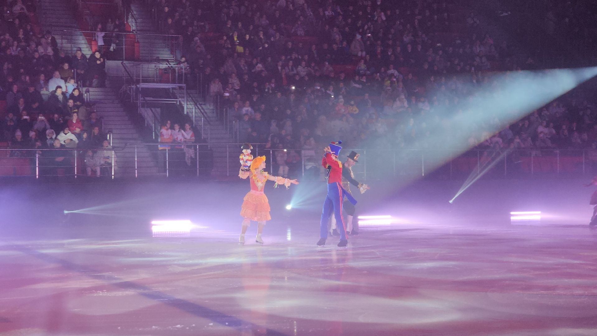лед, фигурное катание, ледовое шоу, ледовое шоу авербуха, ледовое шоу ильи авербуха, щелкунчик, щелкунчик и мышиный король, арена балашиха, вертикалки,