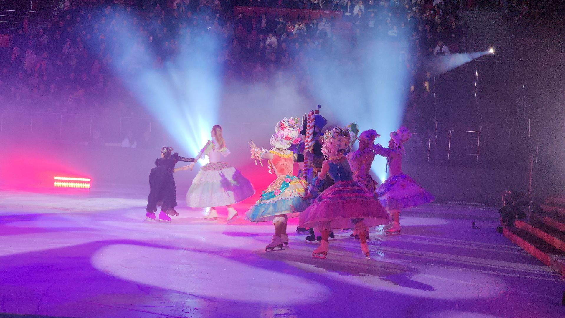 лед, фигурное катание, ледовое шоу, ледовое шоу авербуха, ледовое шоу ильи авербуха, щелкунчик, щелкунчик и мышиный король, арена балашиха, вертикалки,