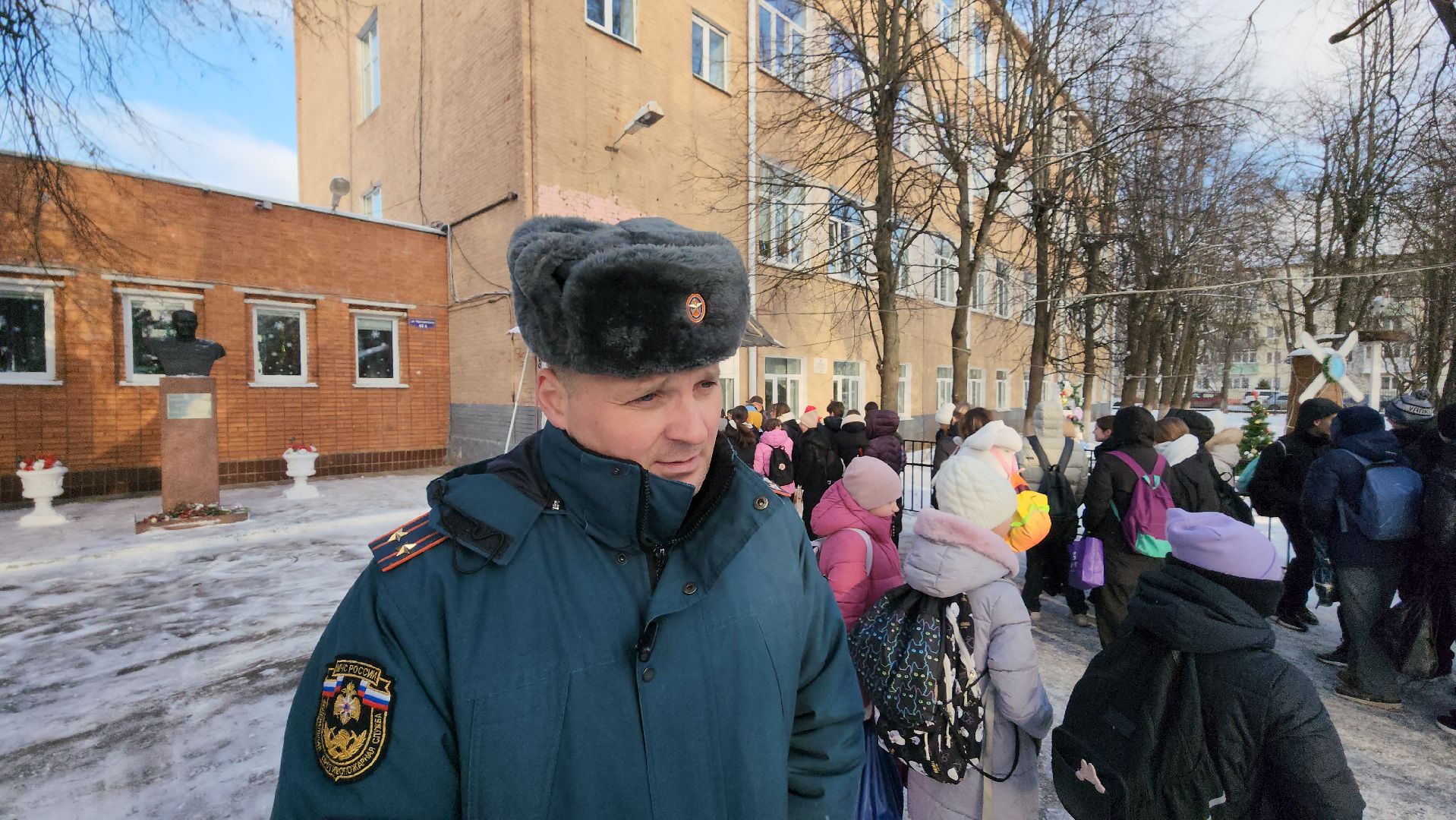 серпухов, школа 5, улица чернышевского, мчс, пожарные, учебная тревога,