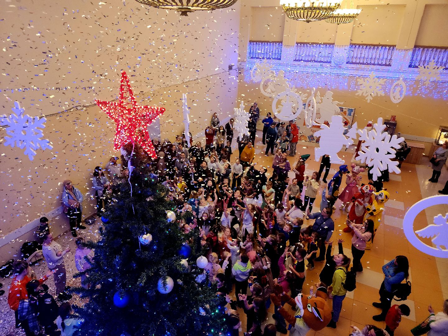 вертикалки, благотворительная елка, куровское, орехово-зуевский округ,