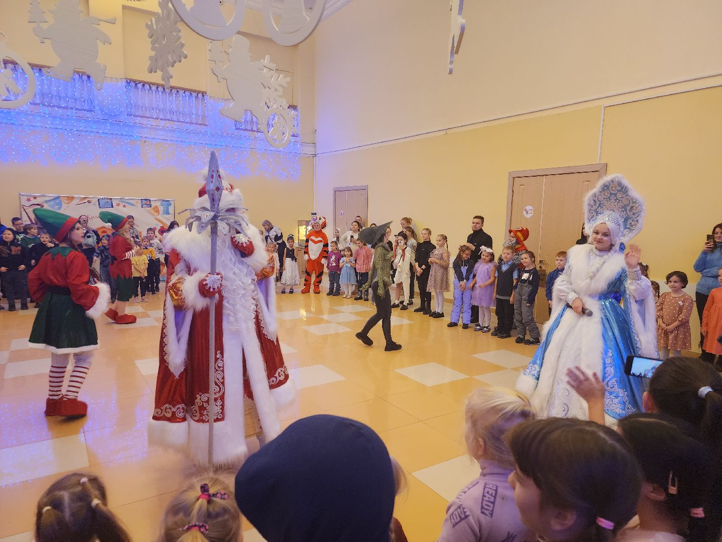 вертикалки, благотворительная елка, куровское, орехово-зуевский округ,