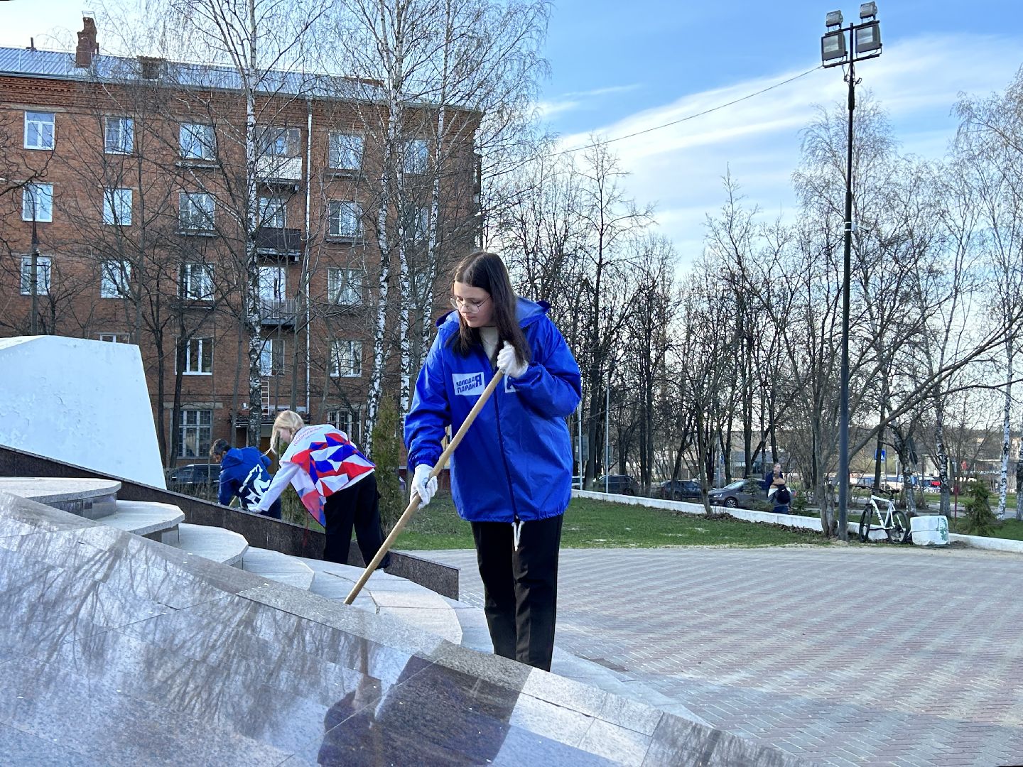 Уборка, волонтеры