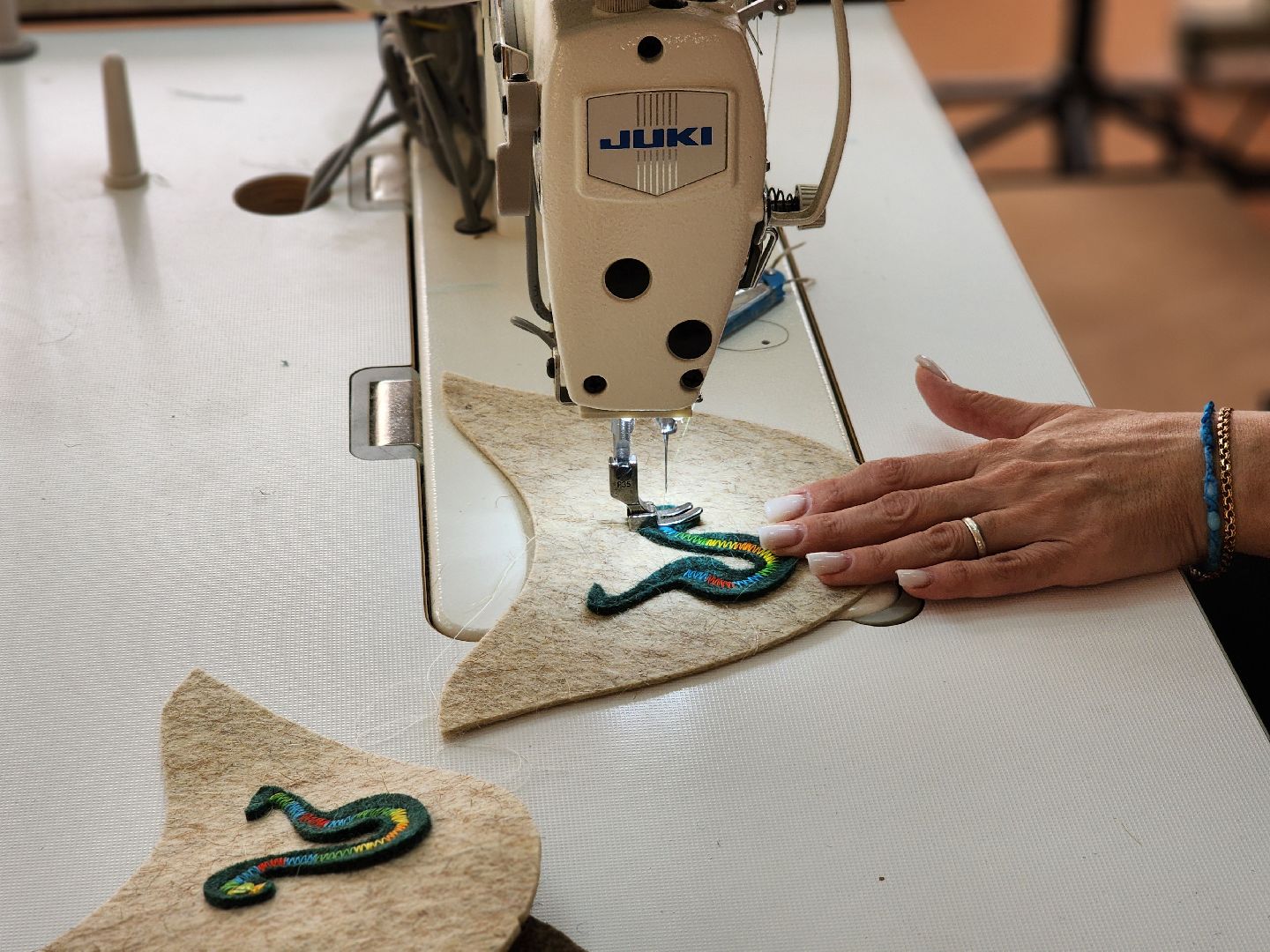 воскресенск, экономика, новый год, тапочки, войлок,