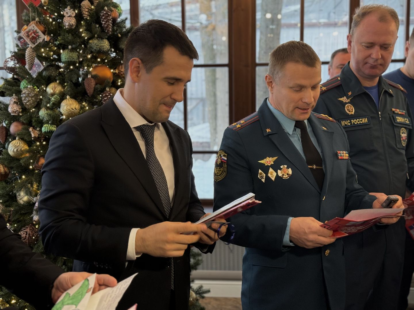 елка желаний,Исполни детскую мечту, глава муниципалитета, Представители администрации, Ленинский го, Новогоднее чудо, Дети,