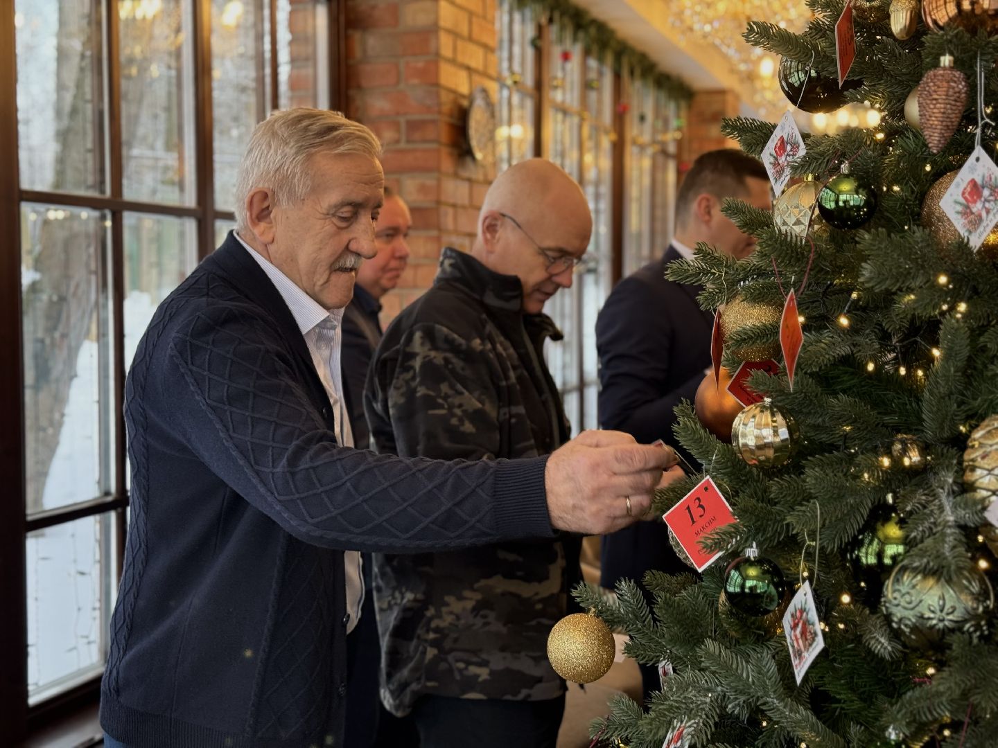 елка желаний,Исполни детскую мечту, глава муниципалитета, Представители администрации, Ленинский го, Новогоднее чудо, Дети,