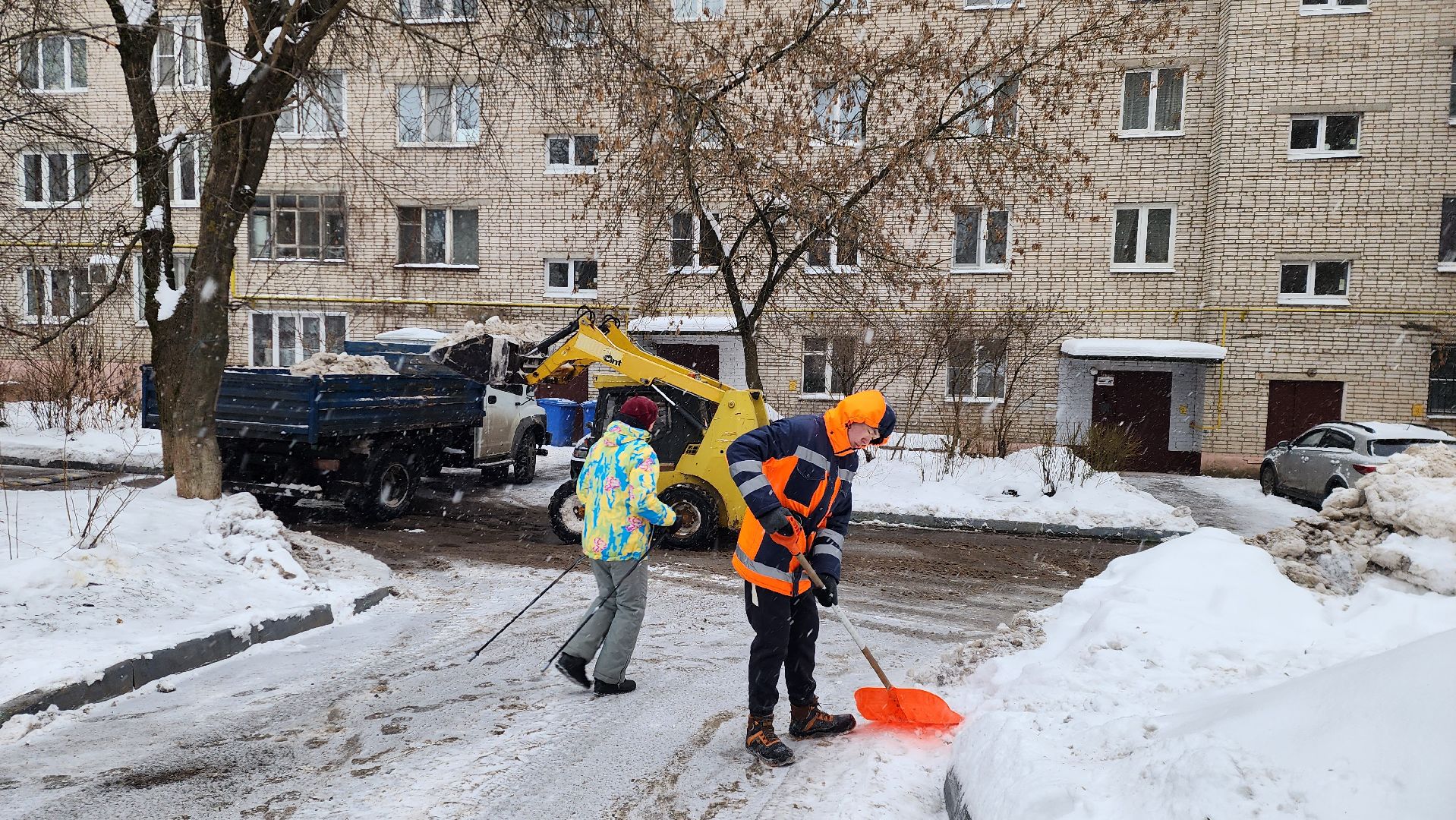 вывоз снега, уборка снега и наледи, истра, вертикалки,