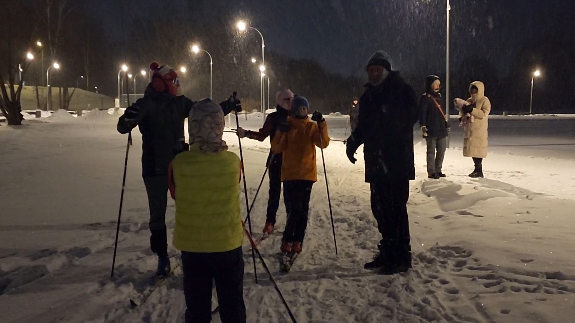 Бронницы, Парк Бронницкий луг, Катание на лыжах, Лыжная трасса в Бронницах,